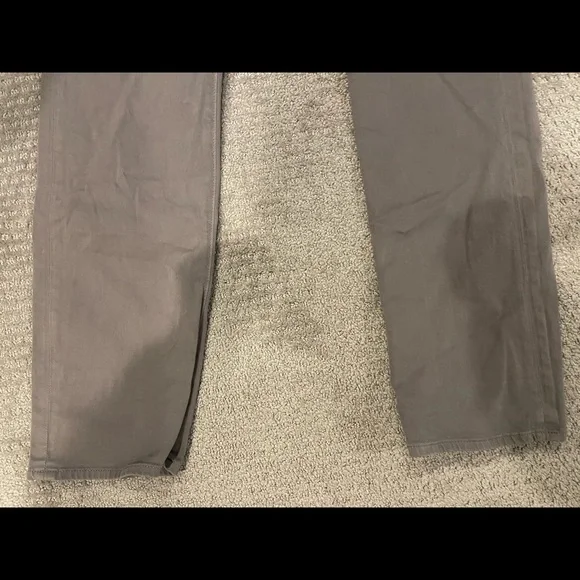 Gently-Worn Adriano Goldschmied The Graduate 31x32 - Picture 4 of 10